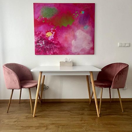 Art Apartment เตลช์ ภายนอก รูปภาพ